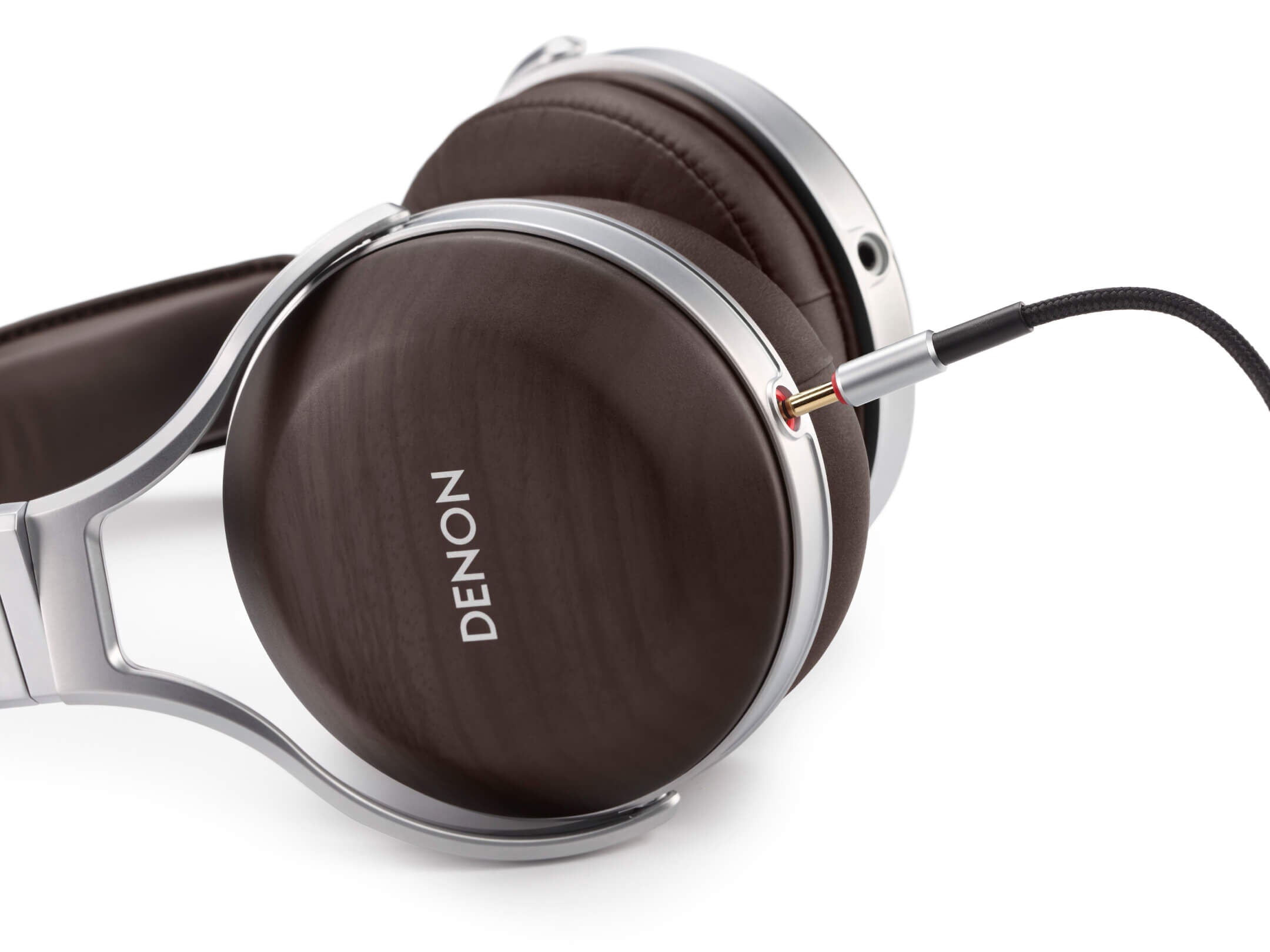 DENON AH-D5200 HEADPHONES