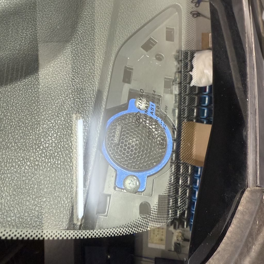 Prima speaker upgrade kit for LDV T60